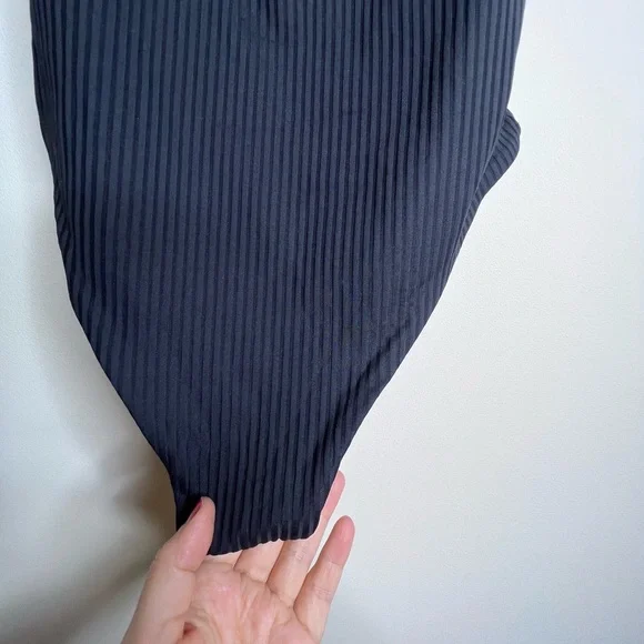 Vitamin A Bedette One Piece Swimsuit black missing size approx size Small - Picture 6 of 10